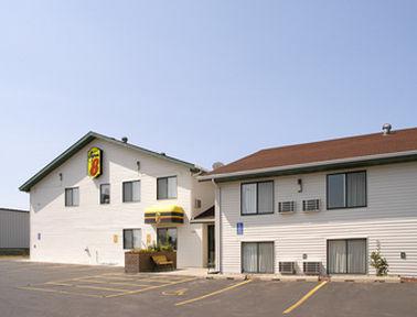 Super 8 By Wyndham Marshall Mn Hotel Exterior photo